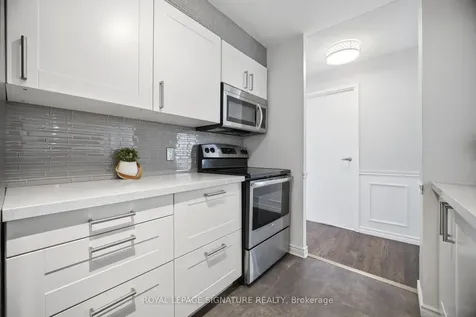 25 Trailwood Drive Mississauga ON L4Z 3K9