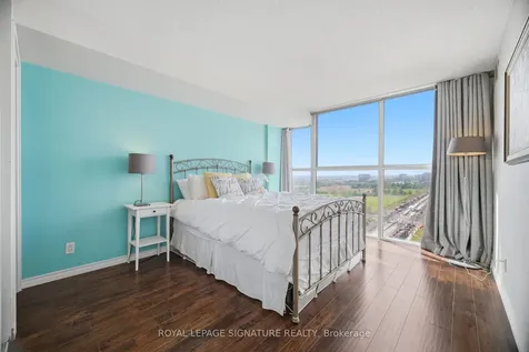 25 Trailwood Drive Mississauga ON L4Z 3K9