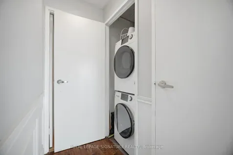 25 Trailwood Drive Mississauga ON L4Z 3K9