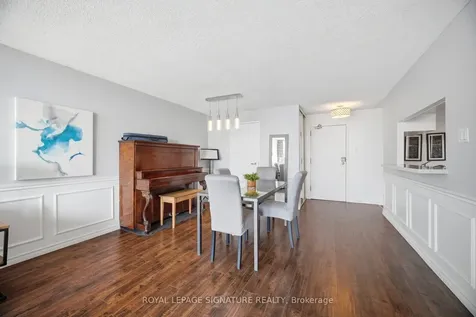 25 Trailwood Drive Mississauga ON L4Z 3K9