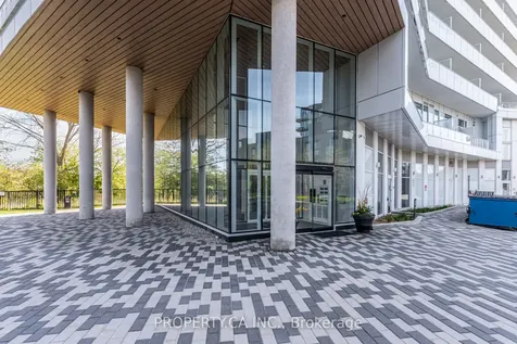 20 Brin Drive Toronto ON M8X 1Y6