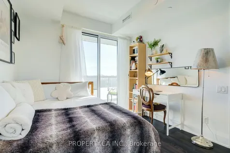 20 Brin Drive Toronto ON M8X 1Y6