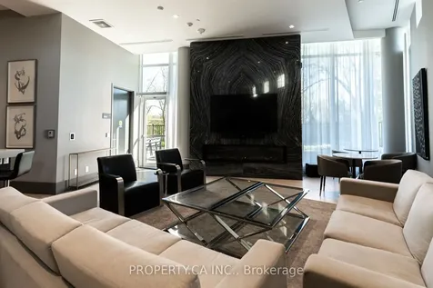 20 Brin Drive Toronto ON M8X 1Y6