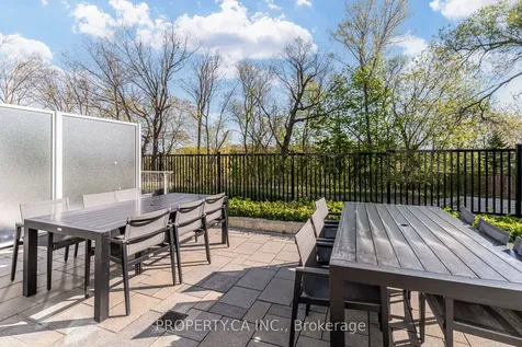 20 Brin Drive Toronto ON M8X 1Y6