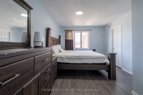 52 Brower Court Brampton ON L6Z 4S6