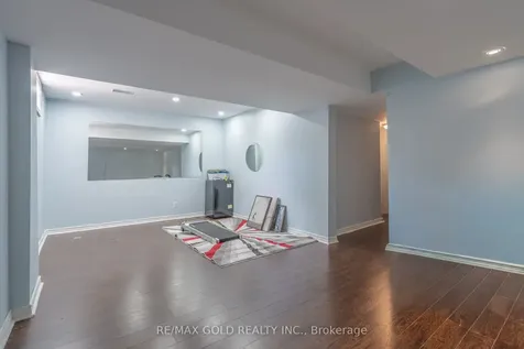 52 Brower Court Brampton ON L6Z 4S6