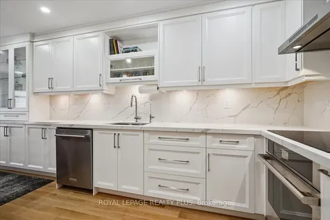 5300 Palmetto Place Mississauga ON L5M 0C7