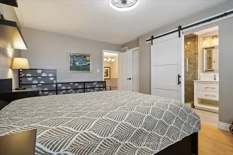 5300 Palmetto Place Mississauga ON L5M 0C7