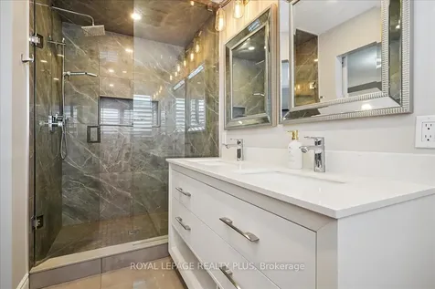 5300 Palmetto Place Mississauga ON L5M 0C7