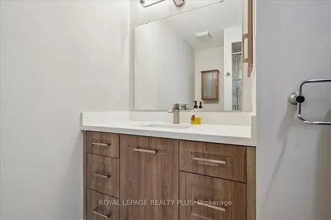 5300 Palmetto Place Mississauga ON L5M 0C7