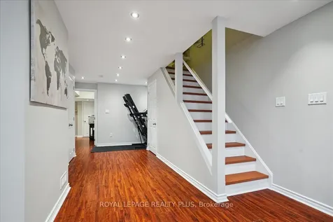 5300 Palmetto Place Mississauga ON L5M 0C7