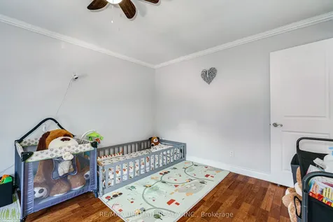 2 George Anderson Court Toronto ON M6M 2Z4