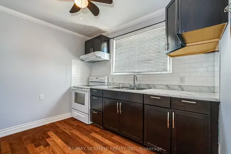 2 George Anderson Court Toronto ON M6M 2Z4