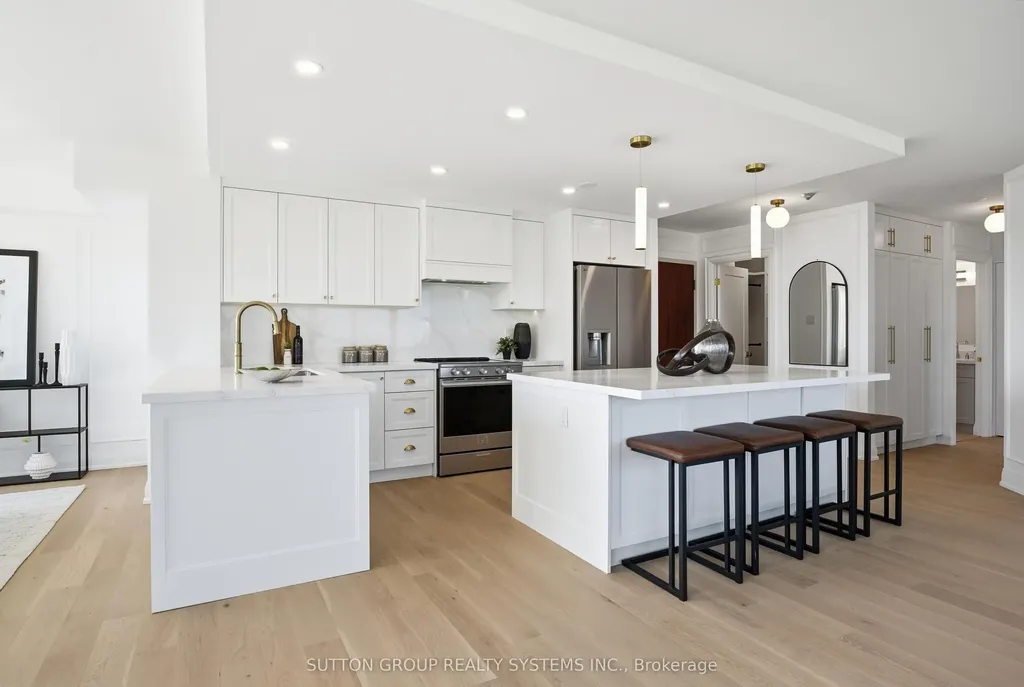 1320 Islington Avenue Toronto ON M9A 5C6