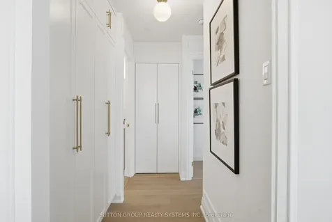 1320 Islington Avenue Toronto ON M9A 5C6