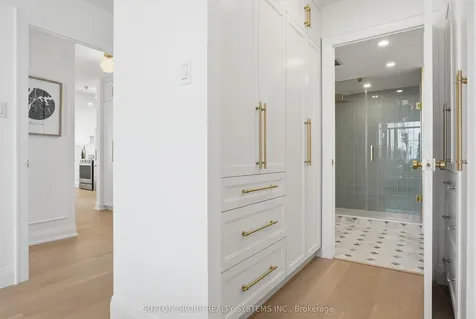 1320 Islington Avenue Toronto ON M9A 5C6