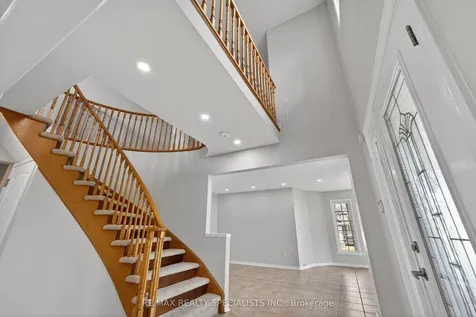 2 Fletchers Creek Boulevard Brampton ON L6X 4R6