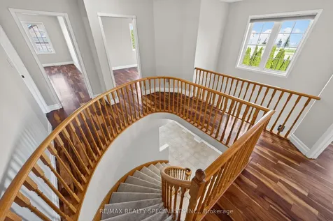 2 Fletchers Creek Boulevard Brampton ON L6X 4R6