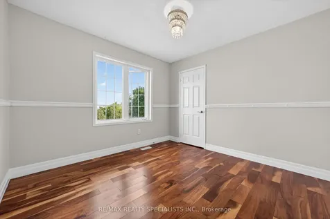 2 Fletchers Creek Boulevard Brampton ON L6X 4R6