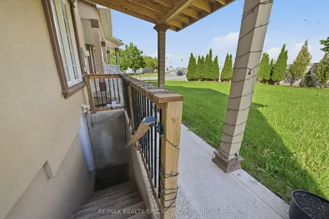 2 Fletchers Creek Boulevard Brampton ON L6X 4R6