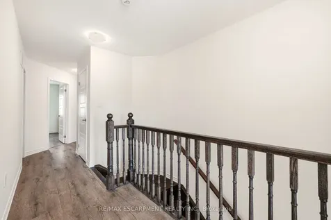 1364 Sycamore Garden Milton ON L9E 1R3