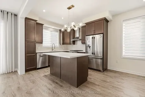 1364 Sycamore Garden Milton ON L9E 1R3