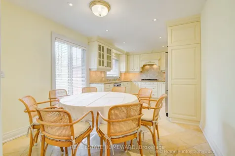 42 Annabelle Drive Toronto ON M9V 3B6