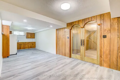 42 Annabelle Drive Toronto ON M9V 3B6