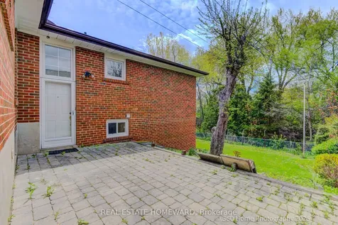 42 Annabelle Drive Toronto ON M9V 3B6