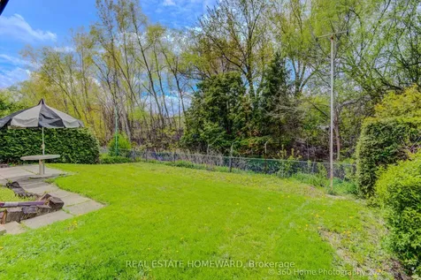 42 Annabelle Drive Toronto ON M9V 3B6