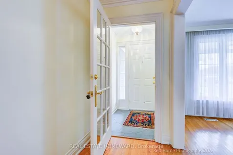 42 Annabelle Drive Toronto ON M9V 3B6