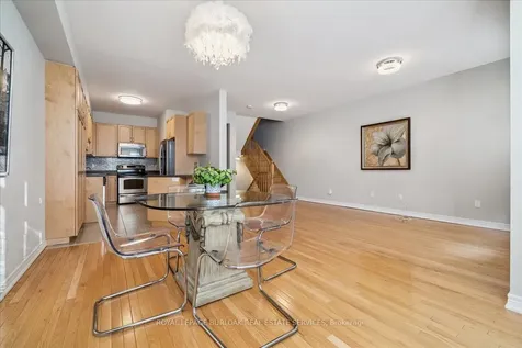 181 Plains Road W Burlington ON L7T 0B1