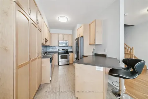 181 Plains Road W Burlington ON L7T 0B1