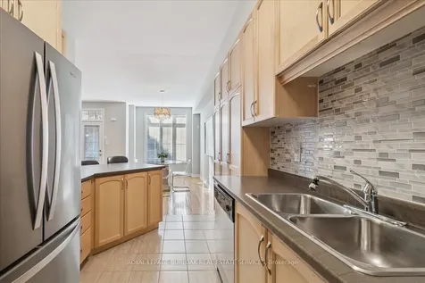 181 Plains Road W Burlington ON L7T 0B1