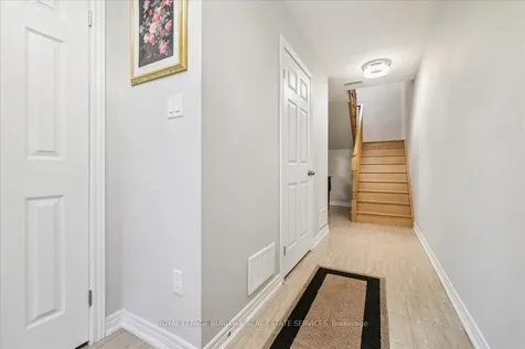 181 Plains Road W Burlington ON L7T 0B1