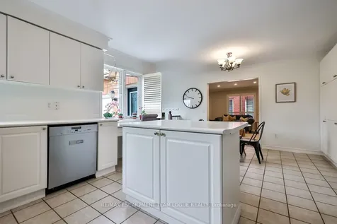 145 Westchester Road Oakville ON L6H 6H9