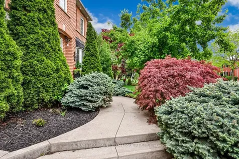 145 Westchester Road Oakville ON L6H 6H9