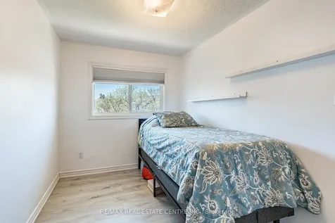 42A Stewart Maclaren Road Halton Hills ON L7G 5L9