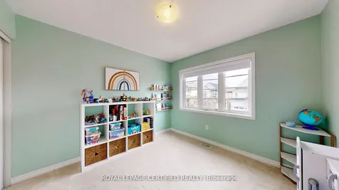 367 English Mill Court Milton ON L9E 0A7