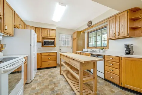 14572 Winston Churchill Boulevard Halton Hills ON L0P 1N0