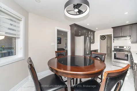 8 Twin Pines Crescent Brampton ON L7A 1M5
