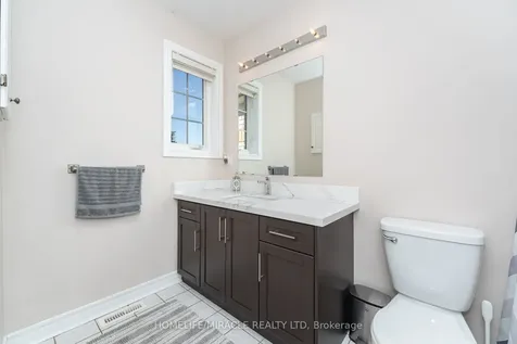 8 Twin Pines Crescent Brampton ON L7A 1M5
