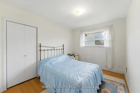 24 Vanderbrent Crescent Toronto ON M9R 3W8