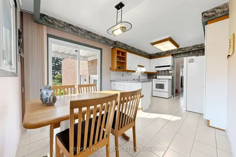 3554 Ponytrail Drive Mississauga ON L4X 1W2