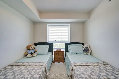 9 George Street N Brampton ON L6X 0T6