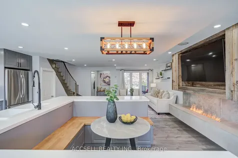 527 Wallenberg Crescent Mississauga ON L5B 3L8