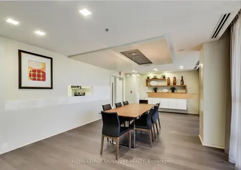 16 Brookers Lane Toronto ON M8V 0A5