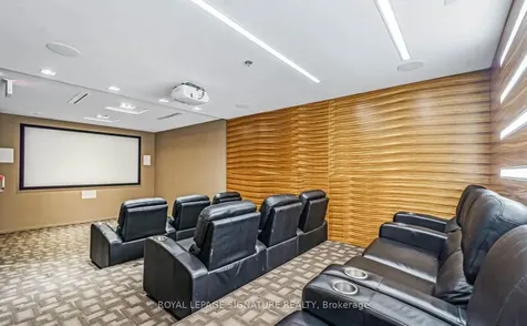 16 Brookers Lane Toronto ON M8V 0A5