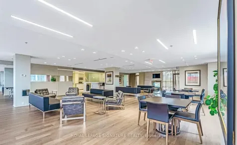16 Brookers Lane Toronto ON M8V 0A5