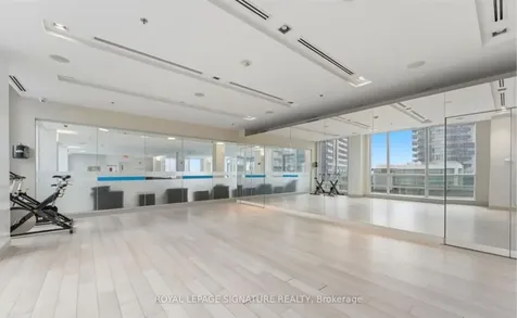 16 Brookers Lane Toronto ON M8V 0A5